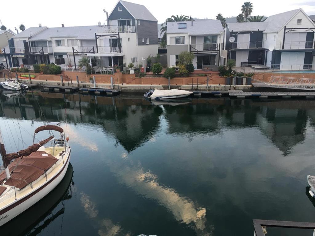 Gem Quays Waterfront One Bedroom 克尼斯纳 外观 照片